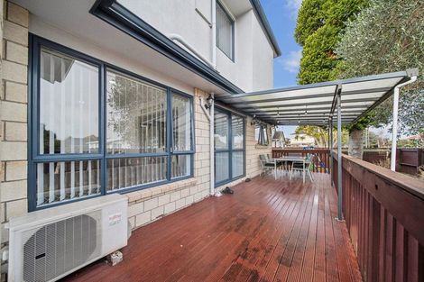 Photo of property in 125 Russell Road, Manurewa, Auckland, 2102