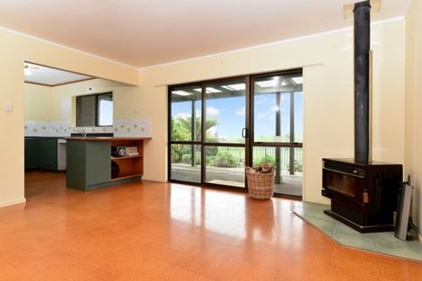 Photo of property in 8 Windleborn Road, Ngahinapouri, Hamilton, 3290