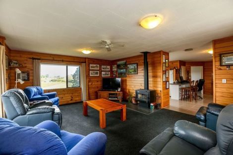 Photo of property in 562 Junction Road, Burgess Park, New Plymouth, 4371
