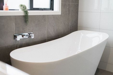 Photo of property in 7 Takahe Drive, Carterton, 5713