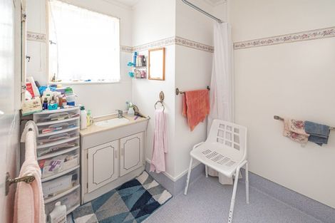 Photo of property in 27 Ward Street, Aramoho, Whanganui, 4500