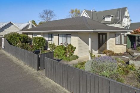 Photo of property in 54 Russell Street, Palmerston North, 4414