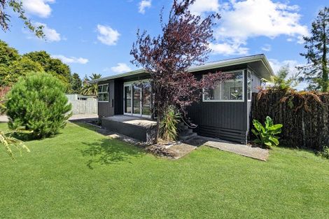 Photo of property in 9 Charles Road, Hannahs Bay, Rotorua, 3010