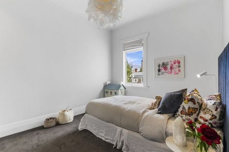 Photo of property in 4 Sentinel Road, Herne Bay, Auckland, 1011