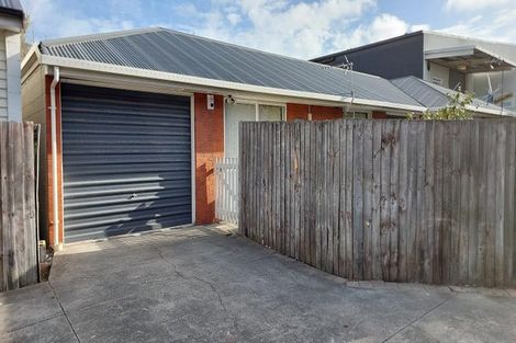 Photo of property in 1/15 Newnham Terrace, Upper Riccarton, Christchurch, 8041