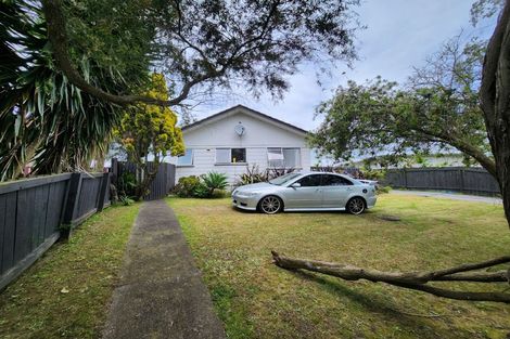 Photo of property in 60 Burundi Avenue, Clendon Park, Auckland, 2103