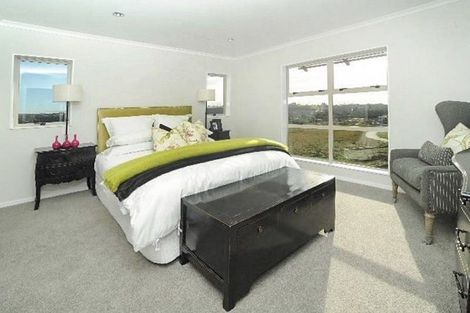 Photo of property in 111 Mackay Drive, Greenhithe, Auckland, 0632