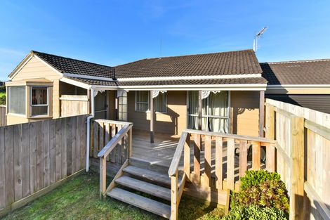 Photo of property in 54 Alabaster Drive, Papatoetoe, Auckland, 2025