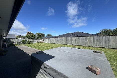 Photo of property in 27 Cobb Place, Otaki, 5512