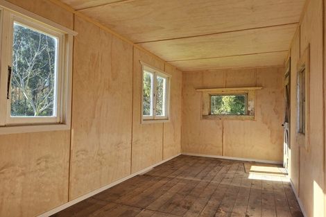 Photo of property in 100 Cole Street, Dannevirke, 4930