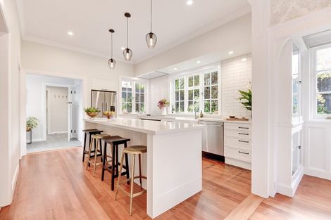 Photo of property in 3 Brassey Road, Saint Johns Hill, Whanganui, 4500