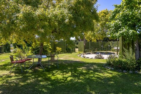 Photo of property in 1887 Bealey Road, Darfield, Christchurch, 7671