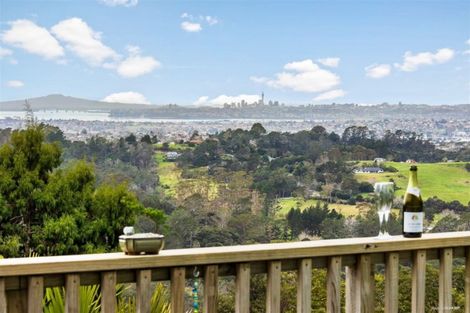 Photo of property in 30 Welsh Hills Road, Swanson, Auckland, 0614