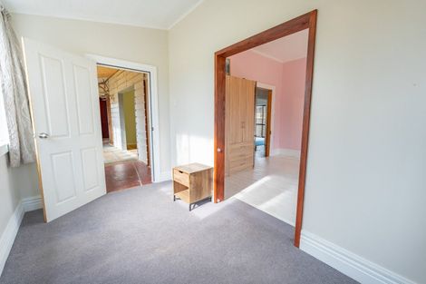 Photo of property in 9 Queen Street, Albury, Cave, 7984