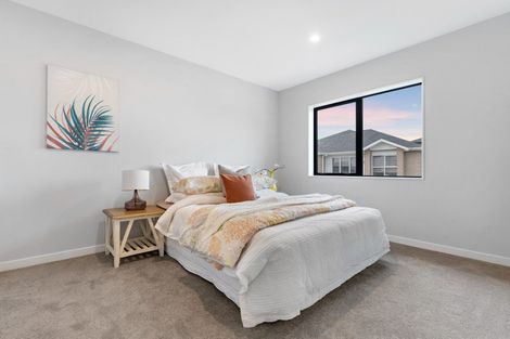 Photo of property in 3 Kate Duncan Drive, Swanson, Auckland, 0614