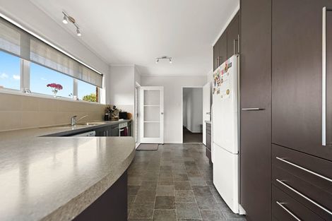 Photo of property in 18 Bernard Street, Chedworth, Hamilton, 3210