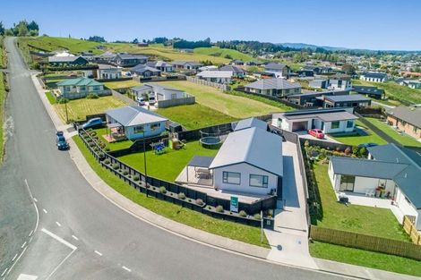 Photo of property in 44 Mcneil Street, Balclutha, 9230