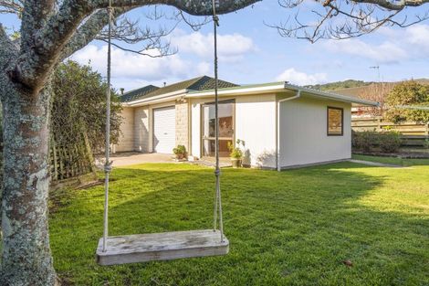Photo of property in 82 Kapanui Road, Waikanae, 5036