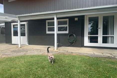 Photo of property in 120a Pah Road, Cockle Bay, Auckland, 2014