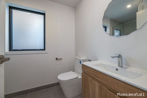 Photo of property in 1/17 Kingdale Road, Henderson, Auckland, 0610