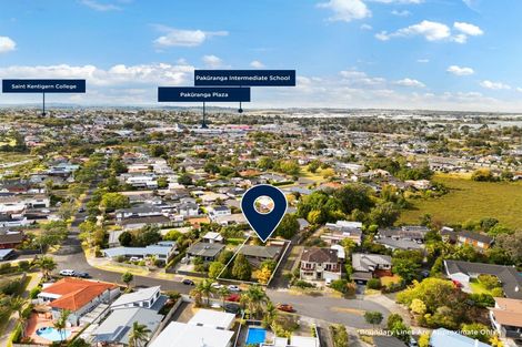 Photo of property in 40 Riverlea Avenue, Pakuranga, Auckland, 2010