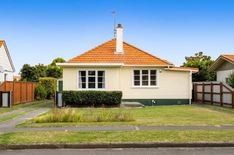 Photo of property in 54 Douglas Mclean Avenue, Marewa, Napier, 4110