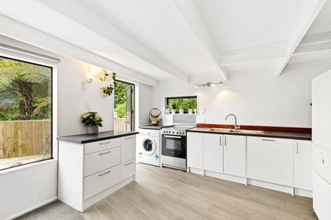 Photo of property in 63 Elmslie Road, Pinehaven, Upper Hutt, 5019