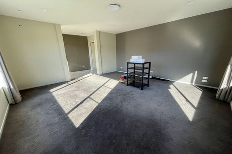 Photo of property in 5 Alvre Place, Flat Bush, Auckland, 2016