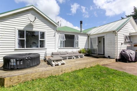 Photo of property in 16a Cyrus Street, Whalers Gate, New Plymouth, 4310