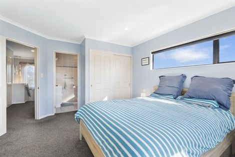 Photo of property in 6/102 Greenhithe Road, Greenhithe, Auckland, 0632