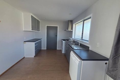Photo of property in 17 Vanguard Drive, Broomfield, Christchurch, 8042
