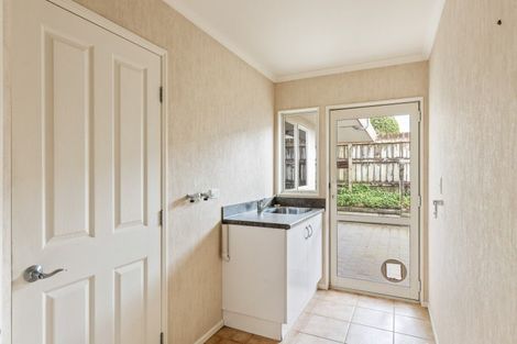 Photo of property in 18 Ashmore Drive, Frankleigh Park, New Plymouth, 4310