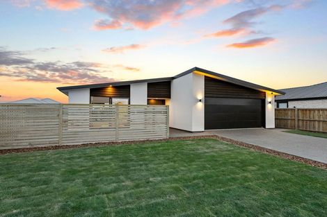 Photo of property in 8 Kite Street, Rolleston, 7614