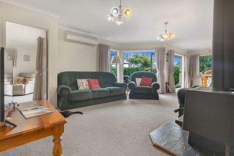 Photo of property in 1 Kauae Place, Ngongotaha, Rotorua, 3010