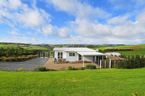 Photo of property in 64 Brown Road, Hakaru, Kaiwaka, 0573