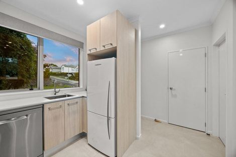 Photo of property in 27 Forbes Mccammon Drive, Swanson, Auckland, 0614
