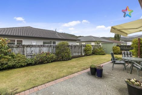 Photo of property in 38 Woodland Mews, Wainuiomata, Lower Hutt, 5014