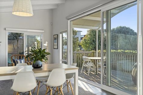 Photo of property in 5b Pacific View Road, Papamoa Beach, Papamoa, 3118