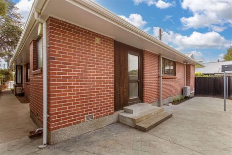 Photo of property in 1/12 Gleneagles Terrace, Ilam, Christchurch, 8053