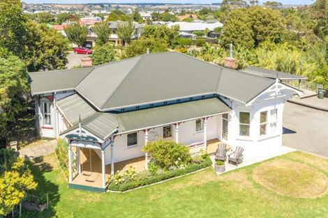 Photo of property in 47 Great North Road, Saint Johns Hill, Whanganui, 4501