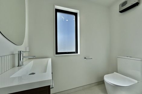 Photo of property in 5/107 Smith Street, Woolston, 8062