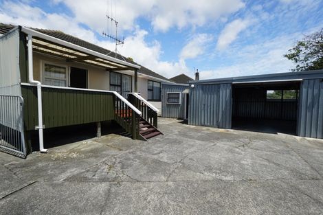 Photo of property in 9 Bristol Crescent, Roslyn, Palmerston North, 4414