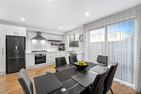 Photo of property in 12 Autumn Blaze Street, Hobsonville, Auckland, 0616