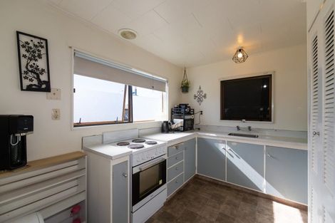 Photo of property in 1/15 Gebbie Road, Taradale, Napier, 4112
