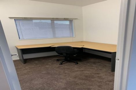 Photo of property in 37a Masterton Road, Rothesay Bay, Auckland, 0630