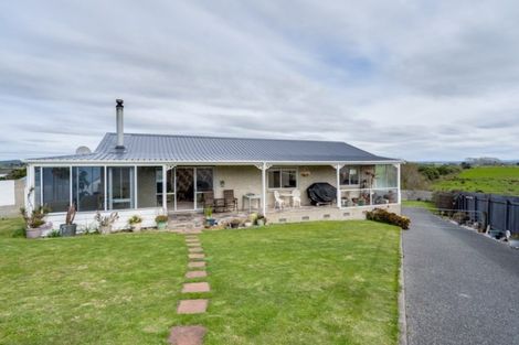 Photo of property in 192 Pukehina Parade, Pukehina, Te Puke, 3189