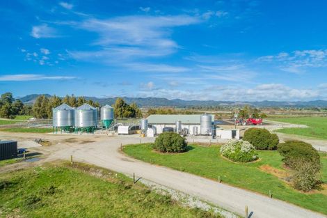 Photo of property in 2412 Atarau Road, Atarau, Blackball, 7871