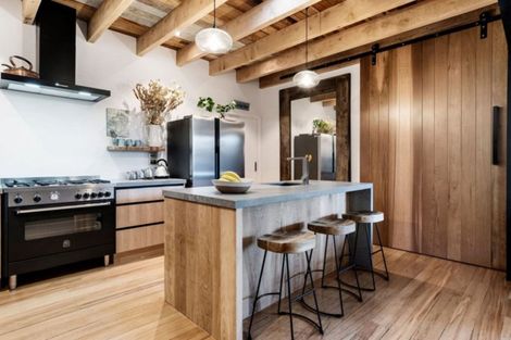 Photo of property in 55 Pitau Road, Mount Maunganui, 3116