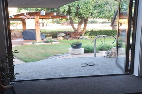 Photo of property in 30 Young Lane, Clyde, Alexandra, 9391