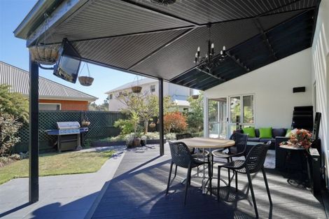 Photo of property in 114 Mccormacks Bay Road, Mount Pleasant, Christchurch, 8081